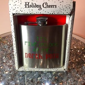 NEW HOLIDAY CHEERS HIP FLASK 6 FL OZ UNISEX